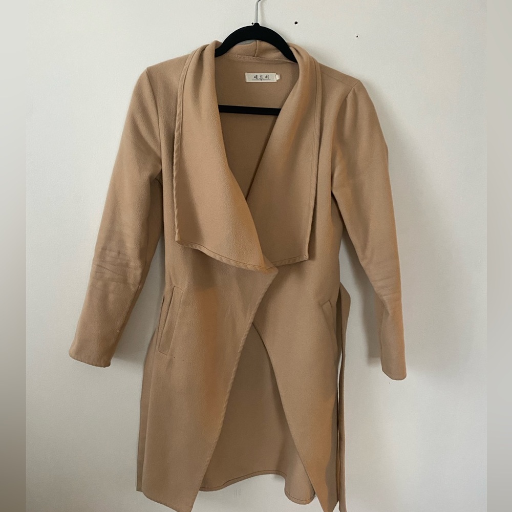Camel Wrap Around Coat 🧥